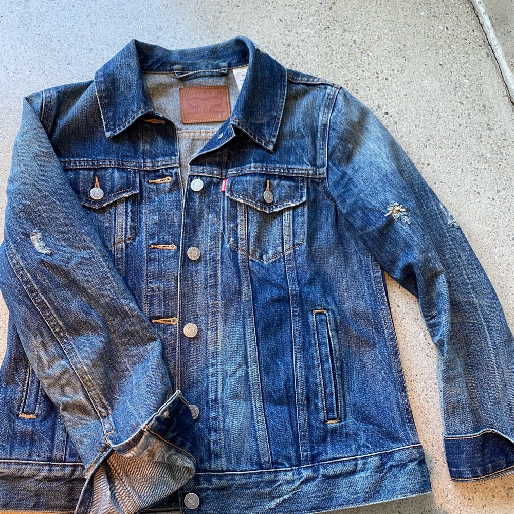 Levi’s denim jacket